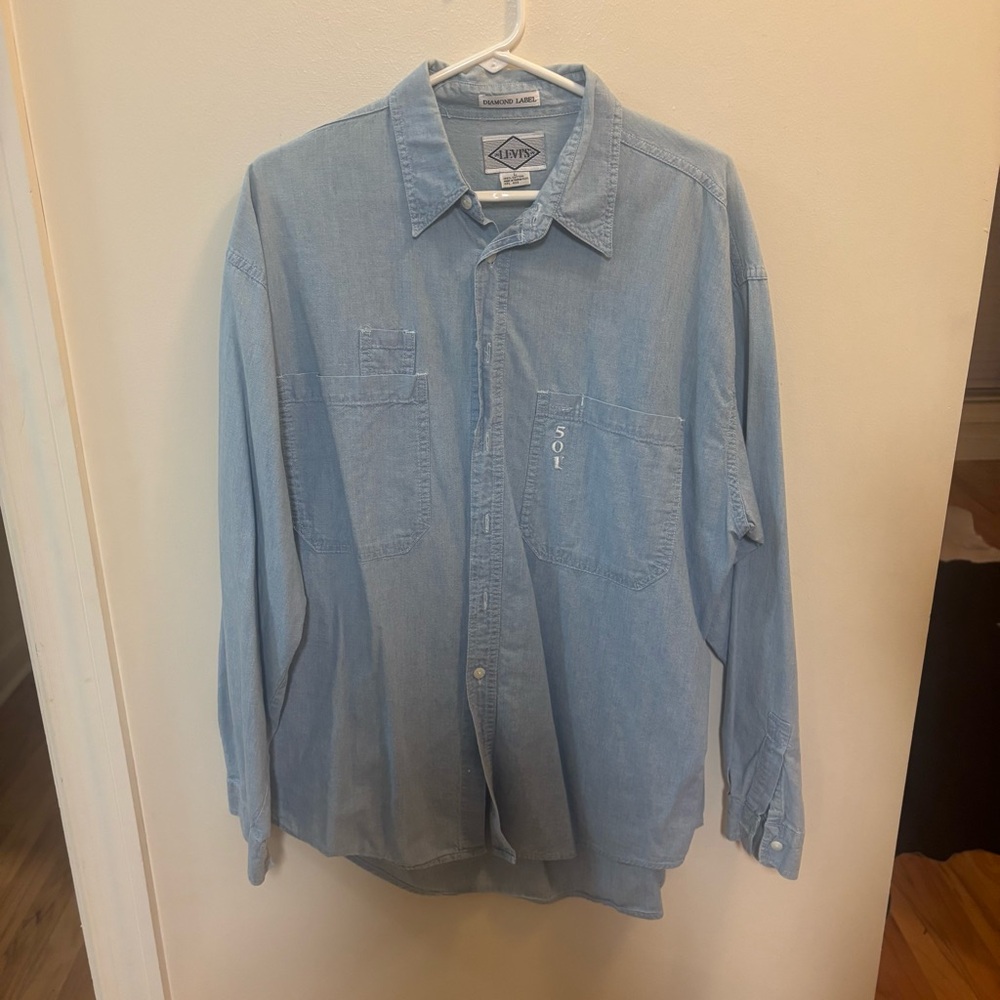 Vintage Levi's Light Blue Denim Shirt for Men size L